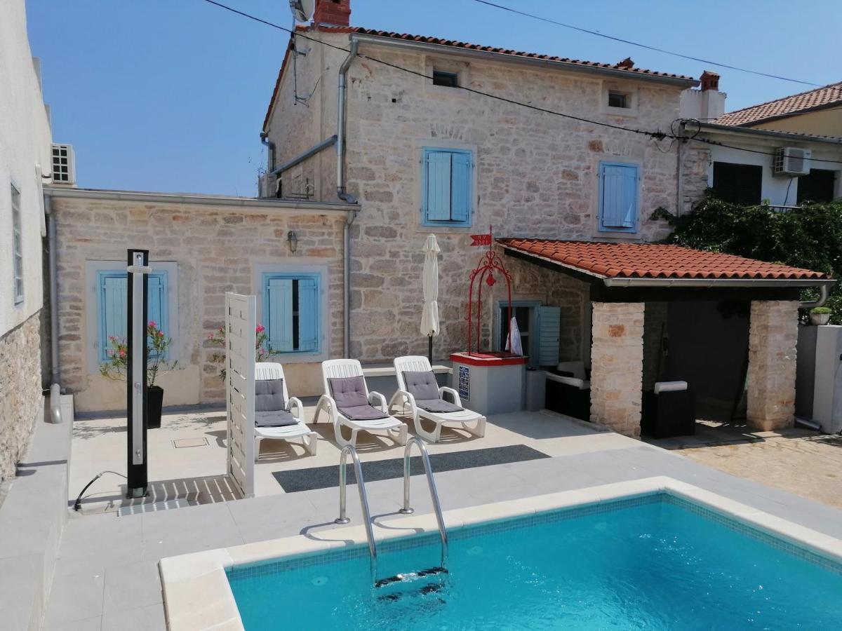 Holiday Home Peruski Exterior photo
